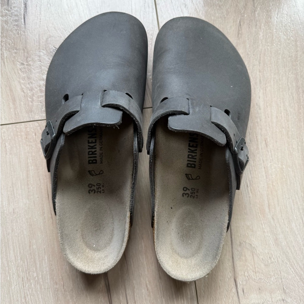 Birkenstock Boston Clogs Black oiled leather